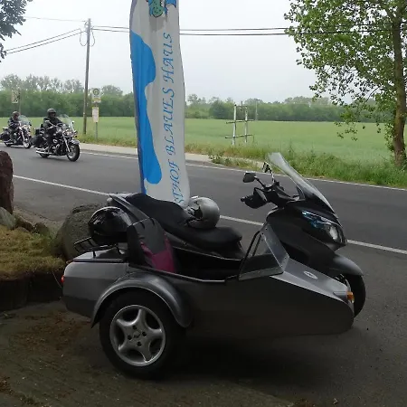 מלון Gasthof Blaues Haus